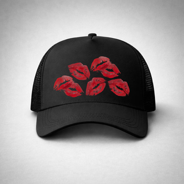 Премиум шапка с козирка noDRAMA "Kisses 1"