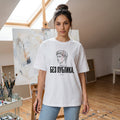 Бяла OVERSIZED тениска „БЕЗ ПУБЛИКА“ — noDRAMA